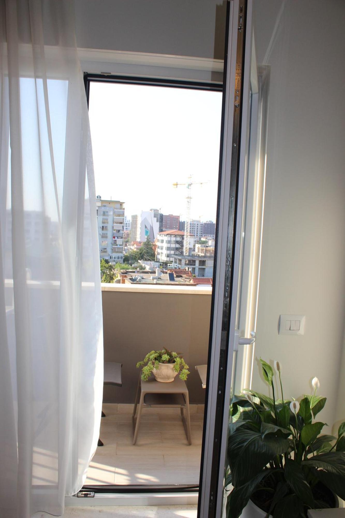 Delight Apartment Tirana Bagian luar foto