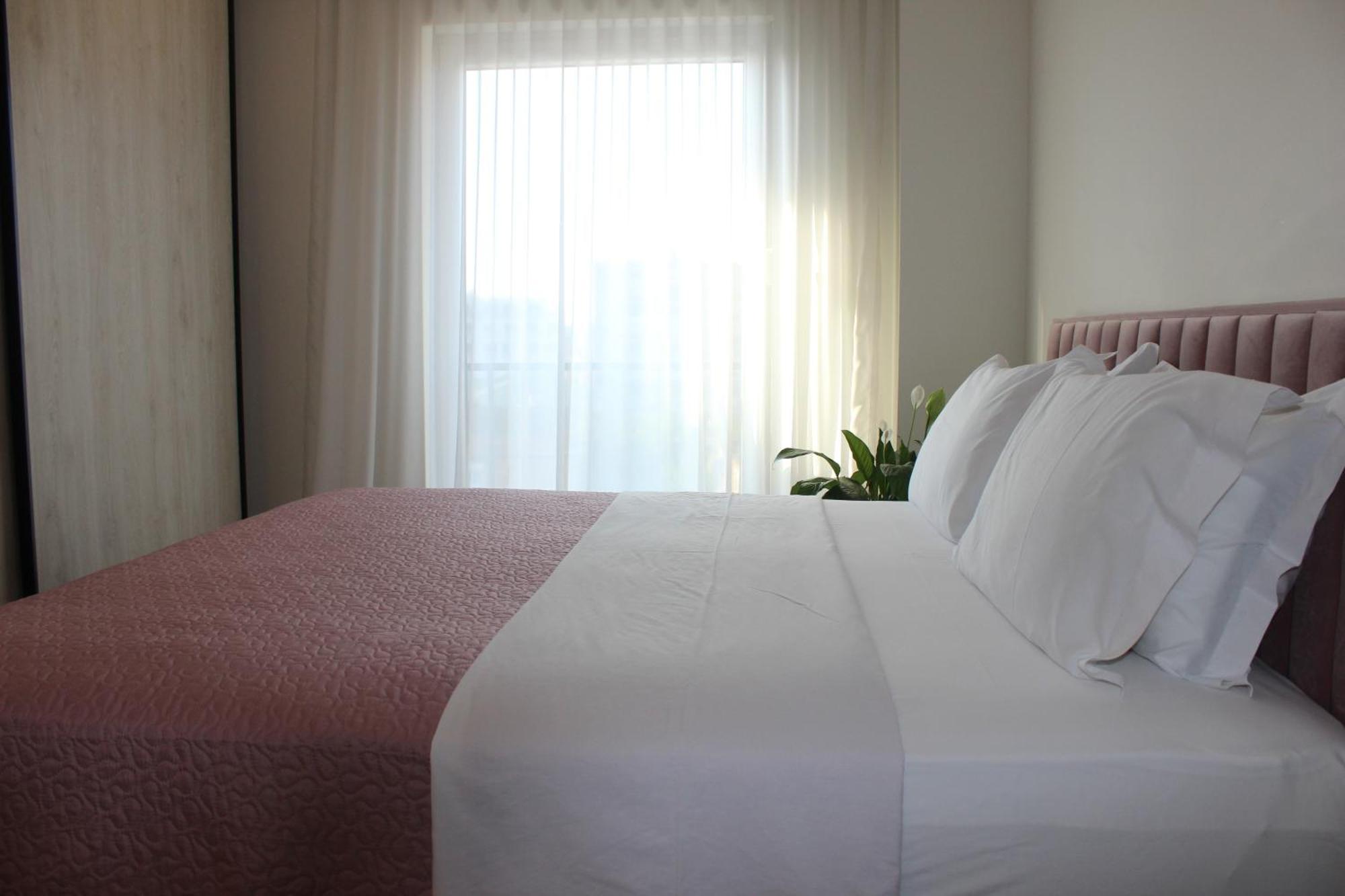 Delight Apartment Tirana Bagian luar foto