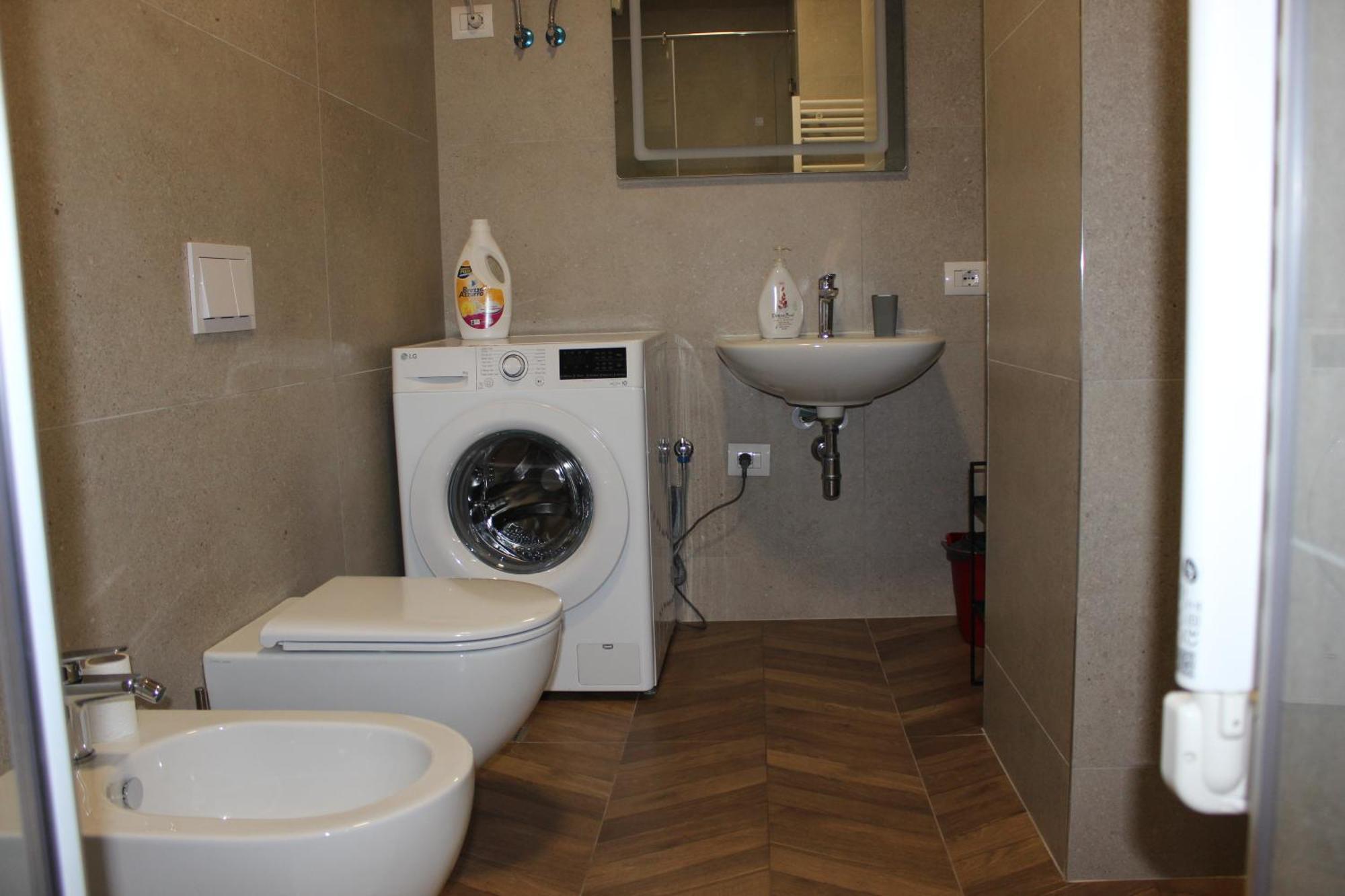 Delight Apartment Tirana Bagian luar foto